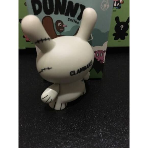 Kidrobot Dunny Endangered Series Frank Kozik 3" Walrus 2009 Vinyl Art Toy - Picture 5 of 12